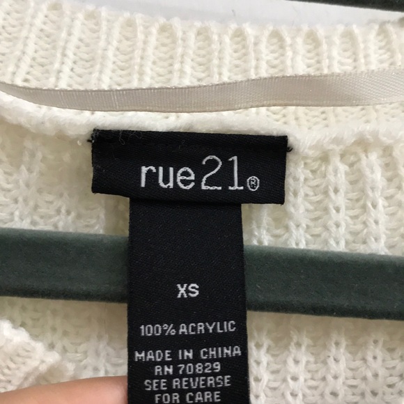 RUE21 XS sweater - Picture 2 of 5